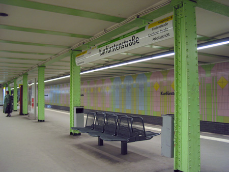 U-Bahnhof Kurfürstenstraße U1