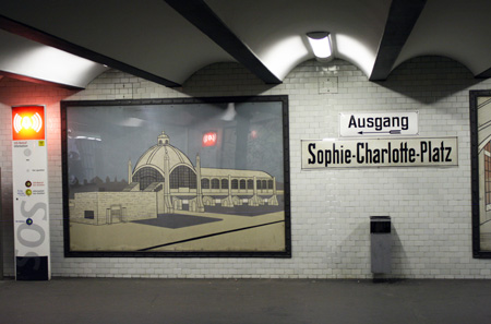 U-Bahnhof Sophie-Charlotte-Platz U2