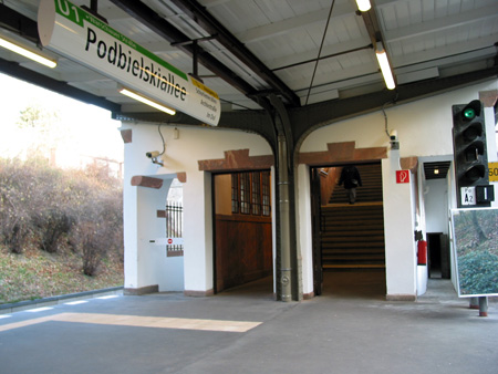 U-Bahnhof Podbielskiallee U3
