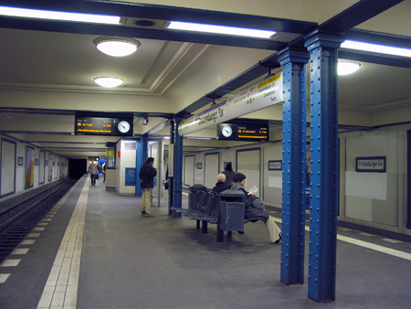 U-Bahnhof Oranienburger Tor