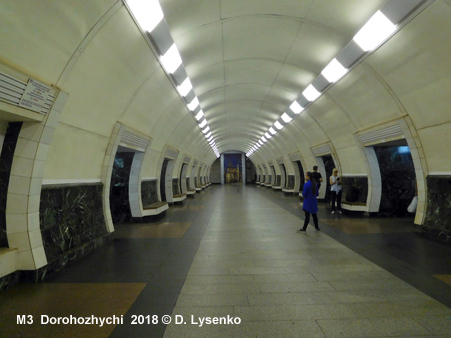 Metro Kyiv M3